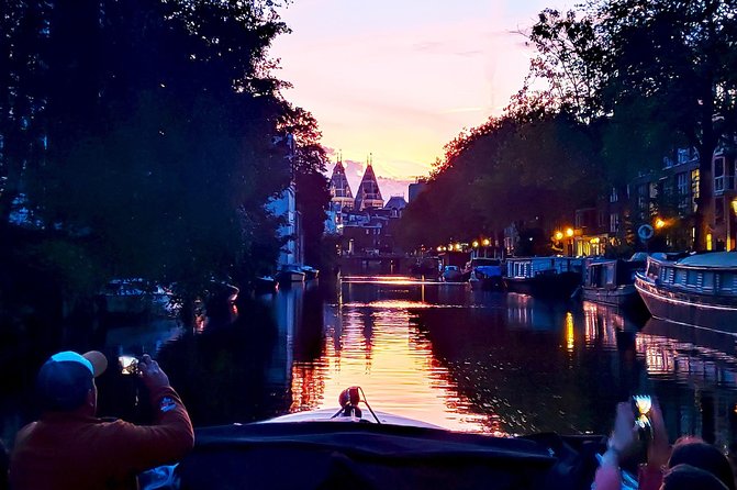 Amsterdam Evening Cosy & Small Cruise & Drinks and Bites - Sunset - FAQ
