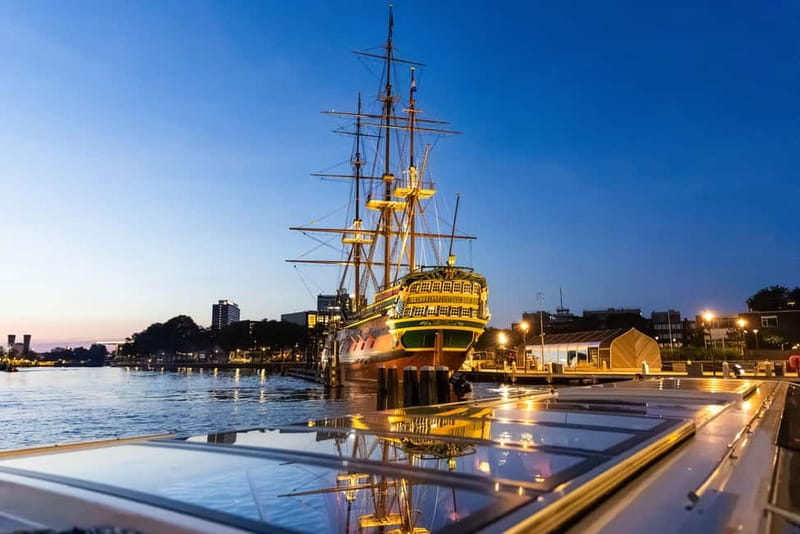Amsterdam: Evening Cruise with Optional Wine and Snacks - Getting the Most From the Audio Guide in 19 Languages