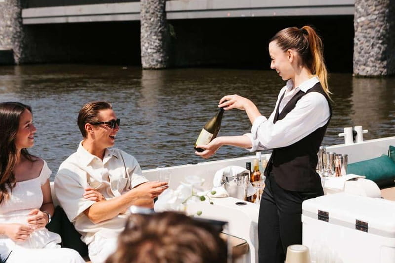 Amsterdam Evening (Sunset) Canal Cruise w/ optional drinks - The 1-Hour Sunset Cruise Experience: What the Water View Changes