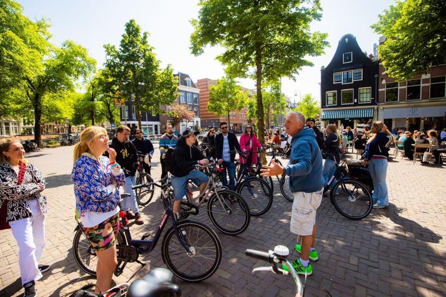Amsterdam: Explore the City Highlights by Bike - Museumplein and the Rijksmuseum area, a must-see without the ticket line