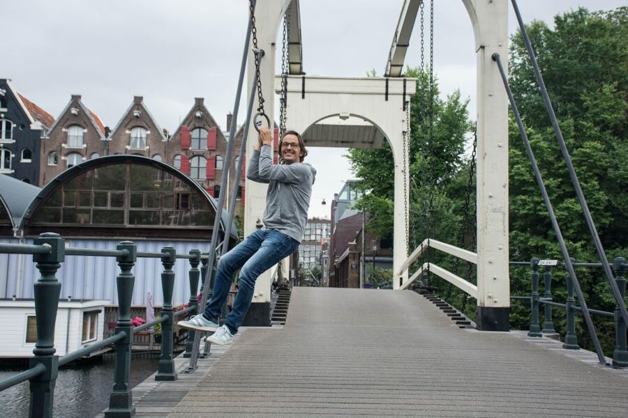 Amsterdam: Explore the City Highlights by Bike - Where you meet, and the smart way to find the shop near Centraal