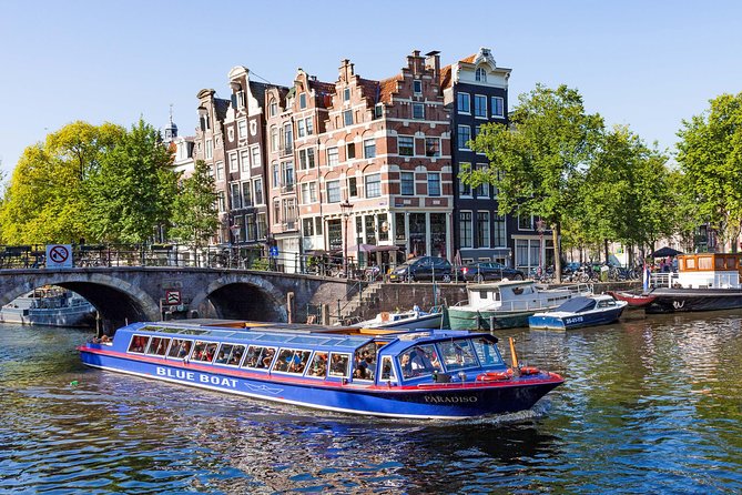 Amsterdam Family-Friendly Canal Cruise with Snackbox Option - Price and value: where $17.97 feels fair