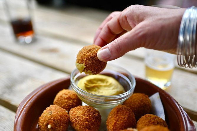 Amsterdam Food Tour of 10+ Local Classic Tastings in Jordaan Area - The Sweet Finish: Apple Cake and the Secret Dish Payoff