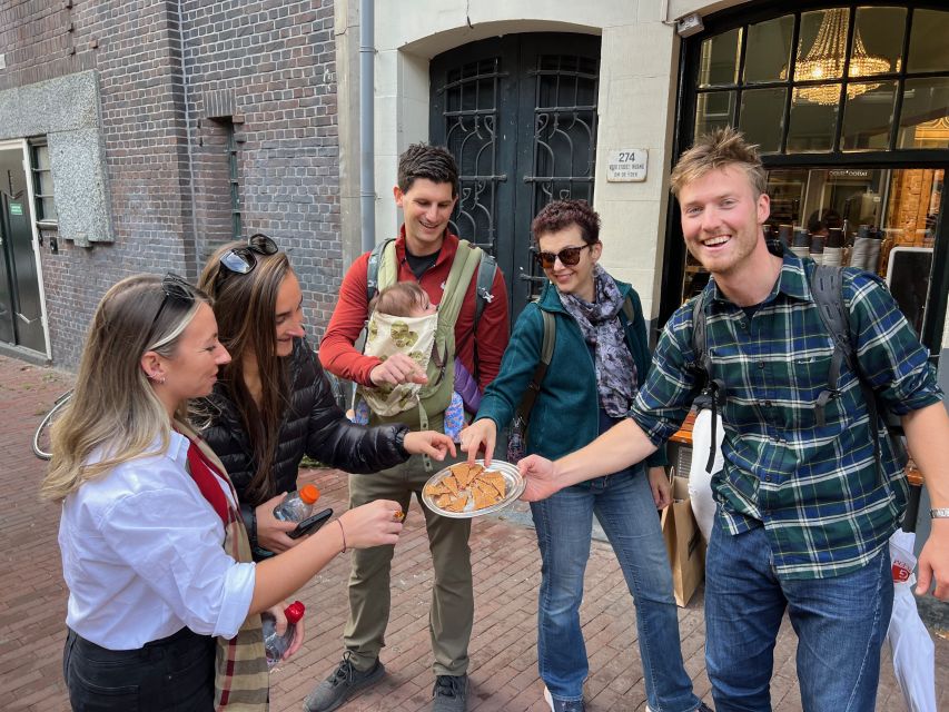 Amsterdam: Food Tour with Drinks by Spui, Canals and Jordaan - Wine tasting, then you walk it off in Spui Square