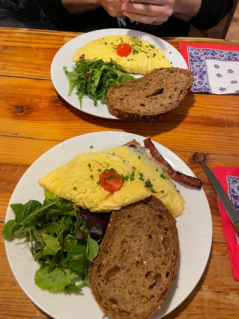 Amsterdam: Food Walking Tour - Who should book, and who should skip this Amsterdam food tour