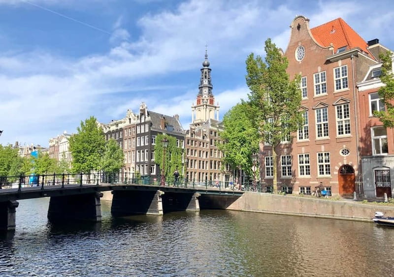Amsterdam: German Canal Cruise with Unlimited Drinks Option - Why this Amsterdam canal cruise works so well