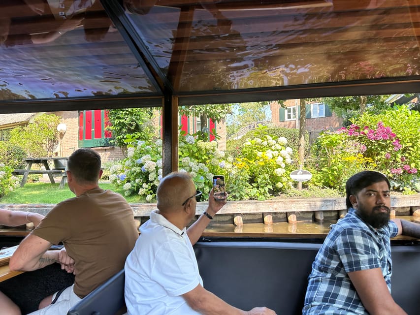 Amsterdam: Giethoorn Day Trip, with several guided options - Guided Land Time: How the 4 Hours in Giethoorn Typically Feels
