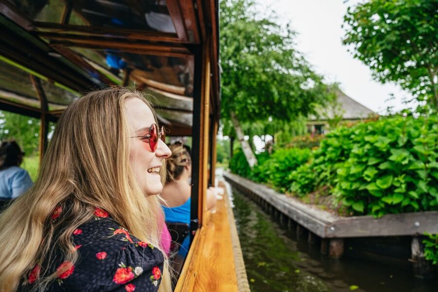 Amsterdam: Giethoorn, Volendam, and Zaanse Schans Tour - Key points worth knowing before you go