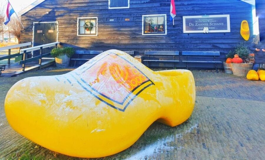 Amsterdam: Giethoorn, Zaandam & Zaanse Schans Tour w/ Pickup - Price and Value at $162: What You Really Get for a One-Day Tour
