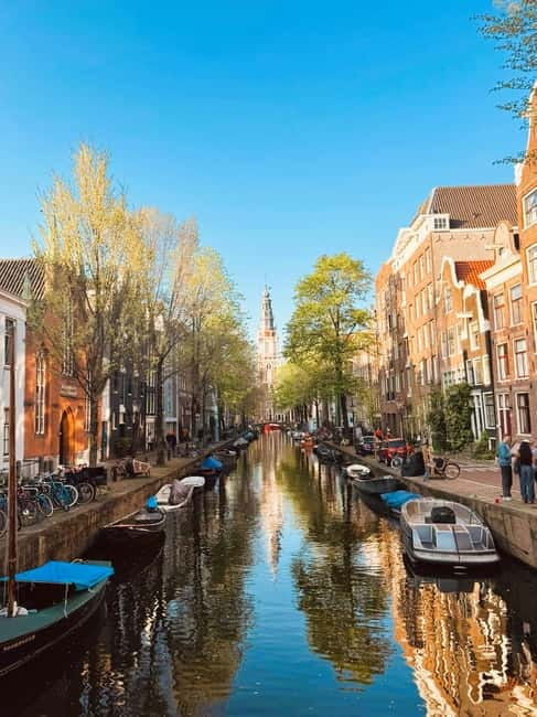 Amsterdam: Guided bike tour in French off the beaten track - Why this Amsterdam bike tour works better than the usual route
