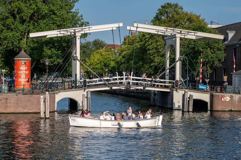 Amsterdam: Guided City Highlights Open Boat Canal Cruise - Who this cruise is best for