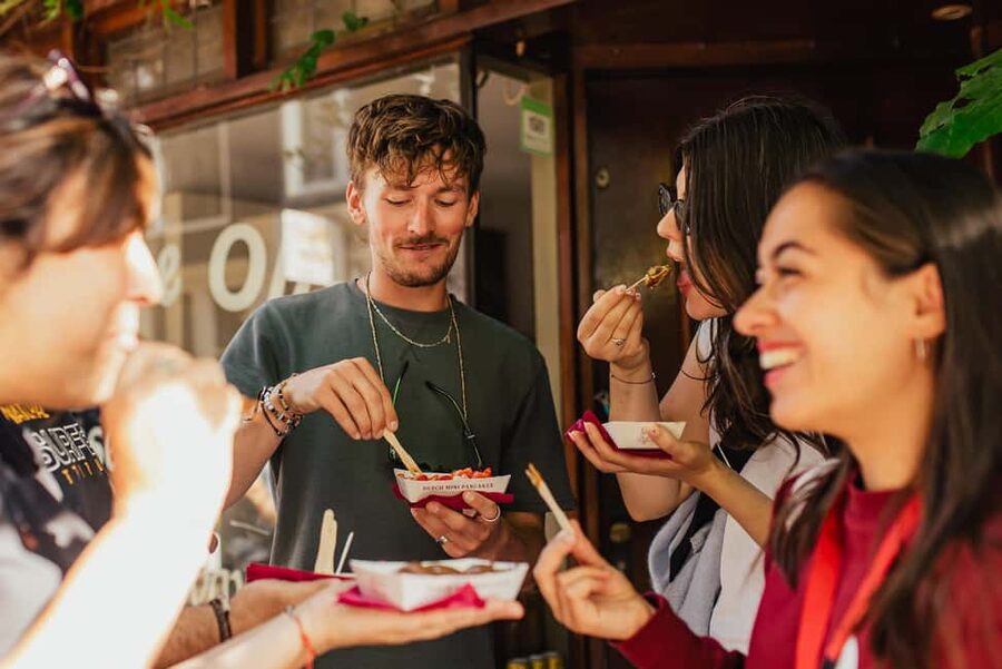 Amsterdam: Guided Cultural Food Tour in English or German - Guides and Personality: What Makes This Tour Feel Personal