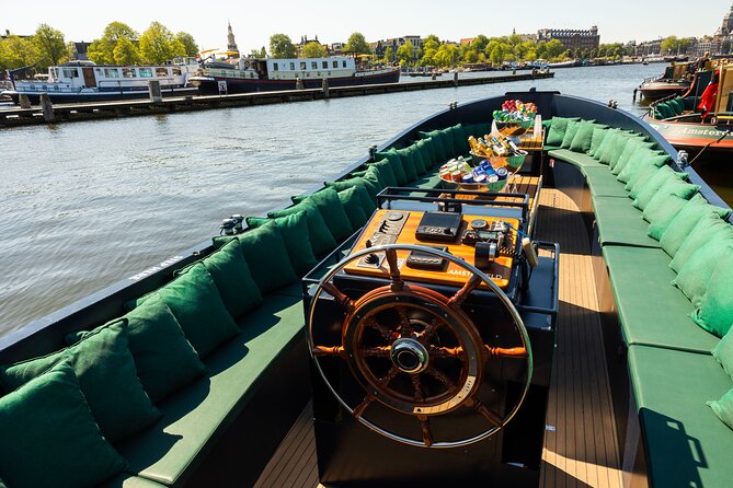 Amsterdam: Guided Open Boat Canal Cruise Unlimited Drinks Option - Key things you should know before you go