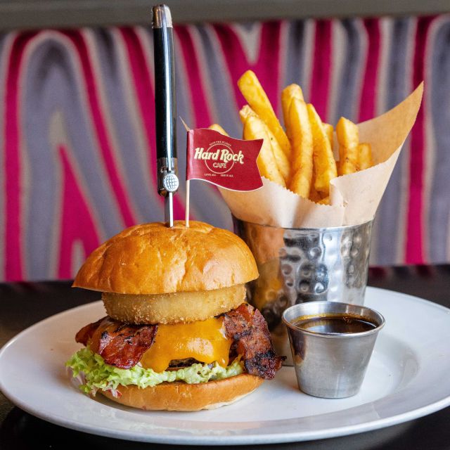 Amsterdam: Hard Rock Cafe Experience - Choosing the Gold Menu: Simple, Filling, and Predictable