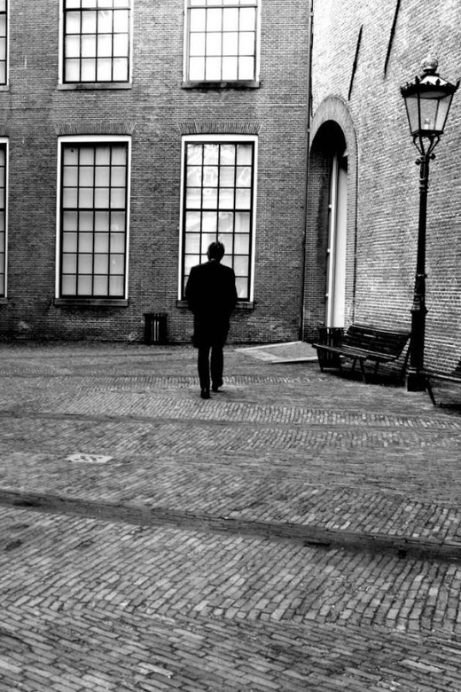 Amsterdam: Haunted History and Ghost Walking Tour - Nieuwe Kerk: royal ceremony echoes and the weight of what’s below