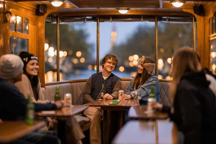 Amsterdam: Heated Canal Cruise with Unlimited Drinks & Bite - Key highlights to look for