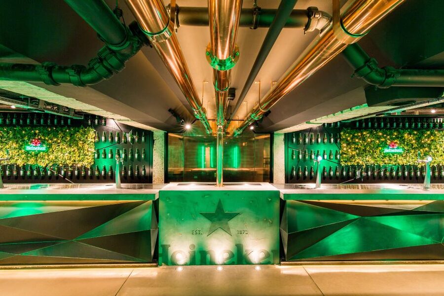 Amsterdam: Heineken Experience Ticket including 2 Drinks - Photos and souvenirs, from personalized bottles to free moments