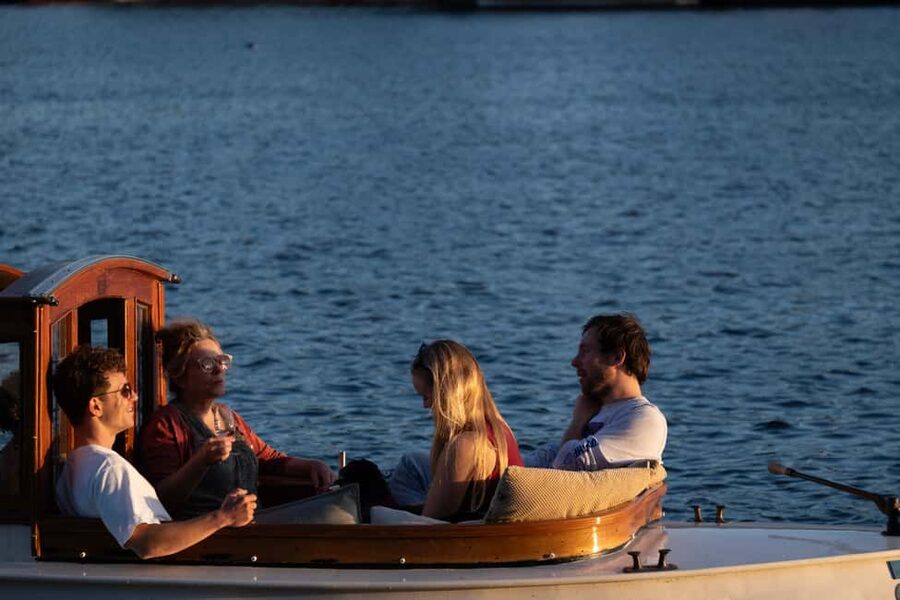 Amsterdam: Hidden Gems Canal Cruise - Why this private Amsterdam canal cruise feels like locals share their city