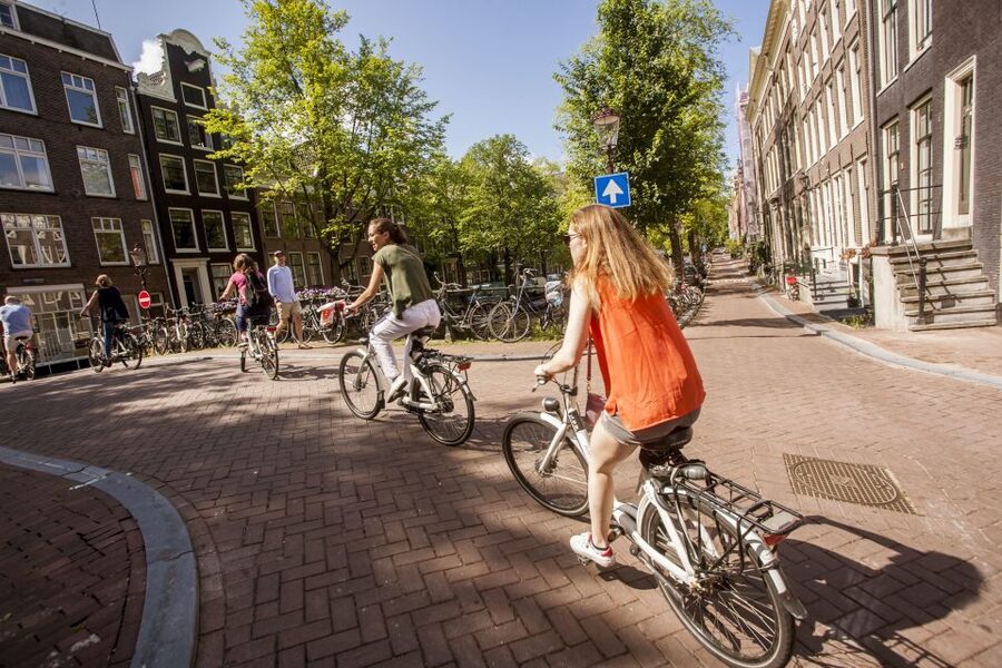 Amsterdam: Hidden Gems & Highlights Guided Bike Tour - Vondelpark on Two Wheels: Amsterdam’s Leafy Reset Button