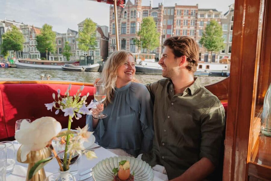 Amsterdam: High-End 3-Course Dinner Canal Cruise - Price and Value: Is $152 Worth It for an Amsterdam Canal Night?