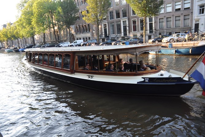 Amsterdam: High Tea Cruise - Cruising the UNESCO Canals, Jordaan Waterways, and the Amstel River