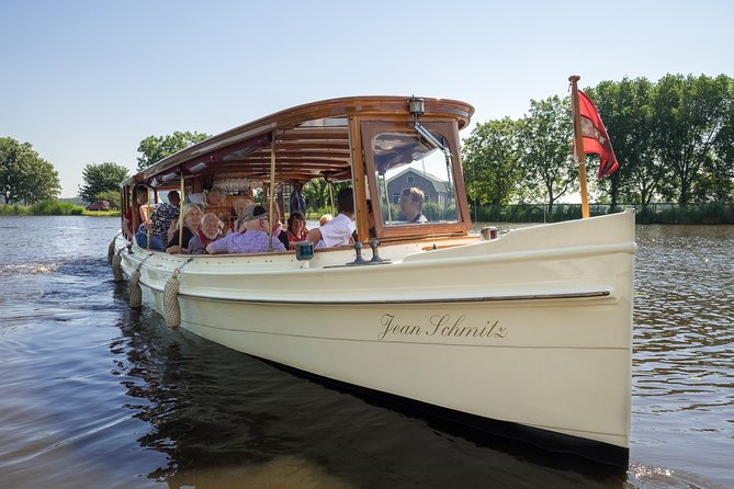 Amsterdam: High Tea Cruise - Comfort on a 90-Minute Sunday Cruise