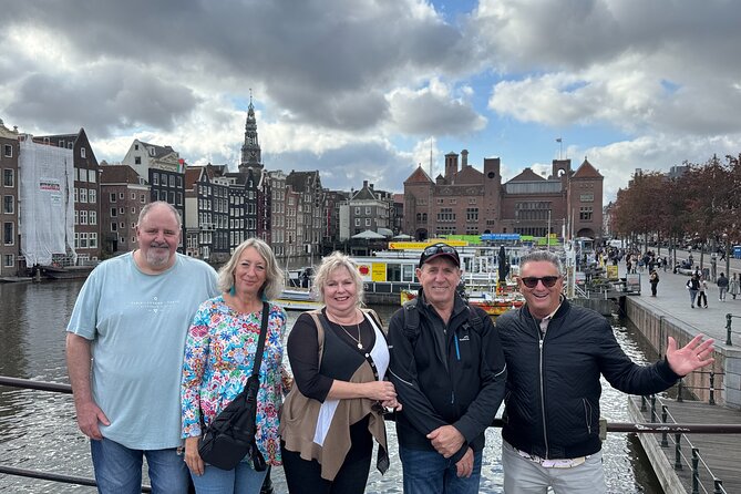 Amsterdam Highlights and Hidden Gems Walking Tour with Fun Guide - Start at National Monument Dam: Getting oriented in 15 minutes