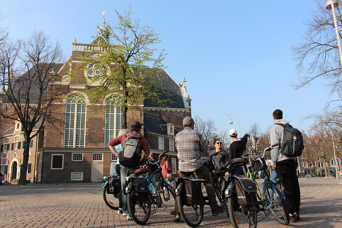 Amsterdam Highlights Bike or E-Bike Tour - Vondelpark and Museum Square: the “pause, then go” rhythm