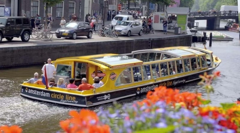 Amsterdam: Historic City Centre Canal Cruise - Your 75-Minute Route Through Amsterdam Center by Canal