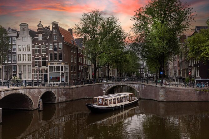 Amsterdam Historic Tour On Classic Saloon Boat - Getting the most from a tour that runs “from morning to night”
