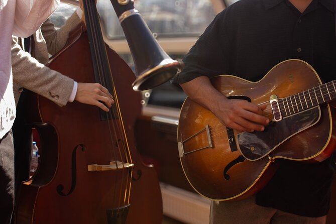 Amsterdam Jazz Canal Cruise with live music - FAQ