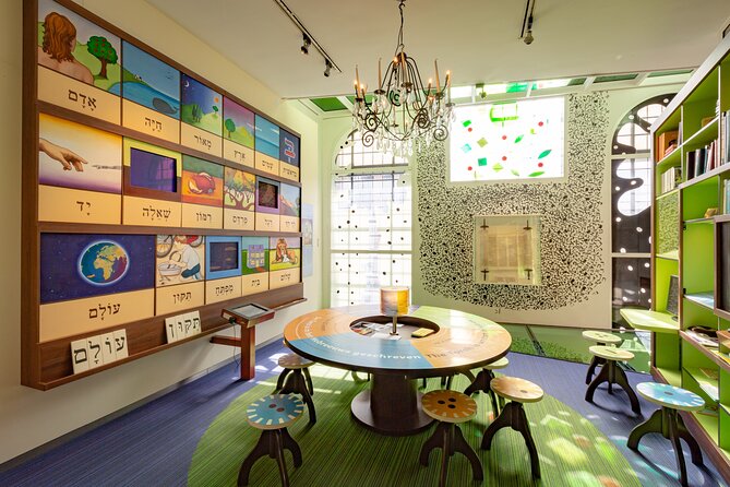Amsterdam Jewish Museum (Joods Museum & Joods Museum Junior) - Stop 1: Jewish Museum in four synagogues, multimedia that tells a full story