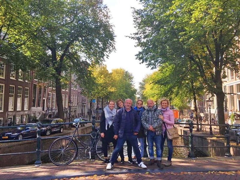 Amsterdam: Jordaan Area Walking Tour - Herengracht photo stop, then Prinsengracht and the Jordaan flow