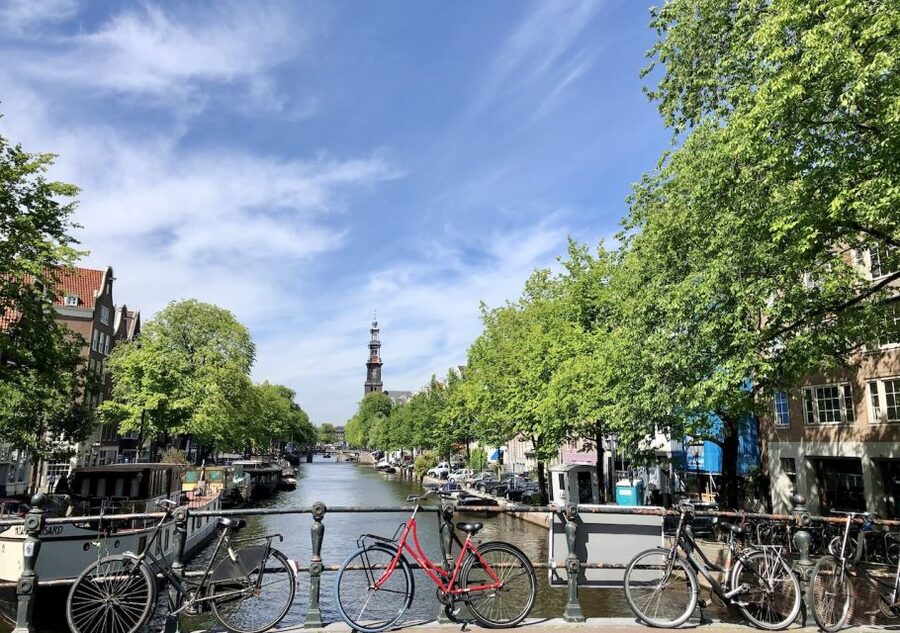 Amsterdam: Jordaan District Tour with a German guide - Noorderkerk and Het Papeneiland: smaller landmarks, stronger sense of place