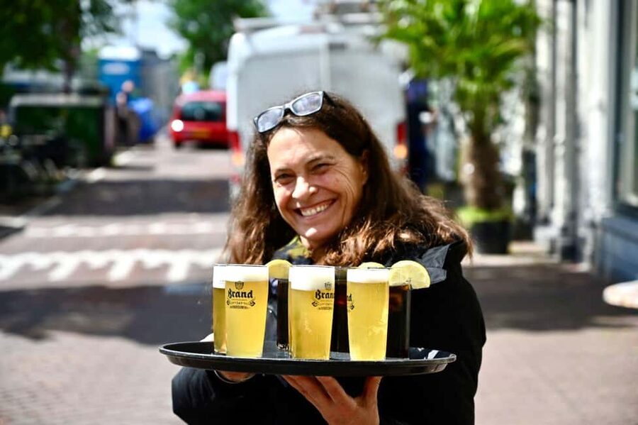 Amsterdam: Jordaan Food Tour of 10+ Local Classic Tastings - Meeting at the Anne Frank statue, then getting your bearings fast