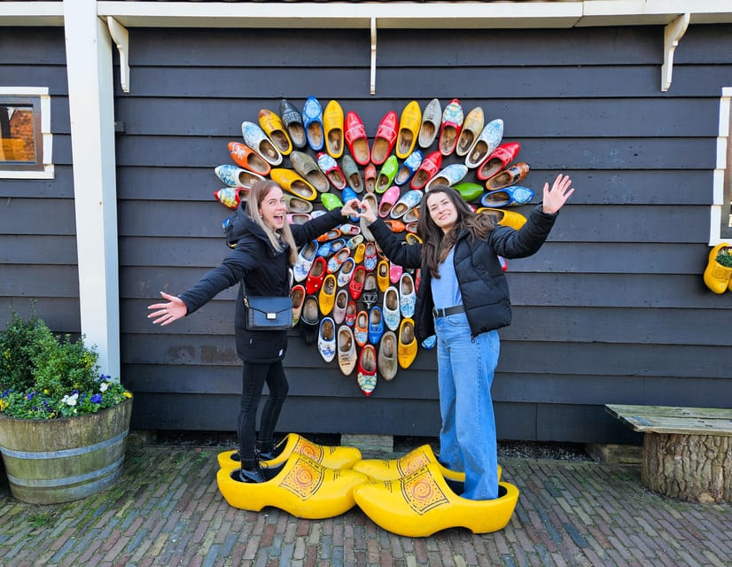 Amsterdam: Keukenhof and Zaanse Schans Live Guided Day Tour - Why Keukenhof and Zaanse Schans in one guided day is such a smart combo