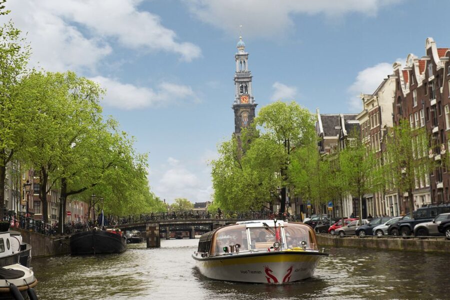 Amsterdam: Keukenhof and Zaanse Schans Live Guided Day Tour - Zaanse Schans village and windmills: how to use your 2 hours
