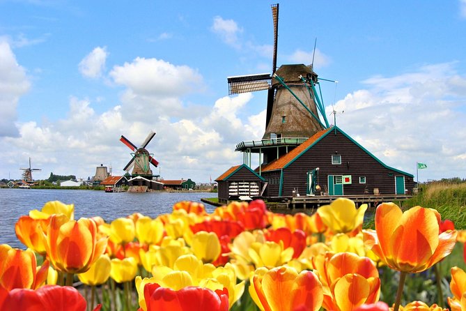 Amsterdam: Keukenhof and Zaanse Schans Windmills Guided Day Trip - Time management: a full day that still leaves you breathing room
