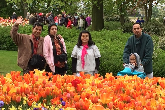 Amsterdam: Keukenhof Tulip Gardens and Giethoorn with Boat Tour - A One-Day Keukenhof and Giethoorn Combo That Actually Makes Sense