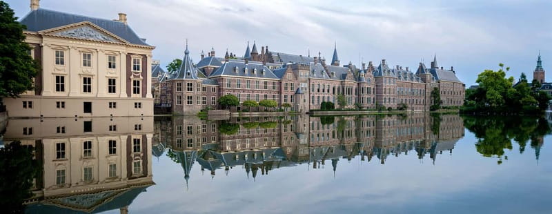 Amsterdam: Kinderdijk, Euromast, Delft and Den Haag Day Tour - The Hague Binnenhof: politics you can actually see
