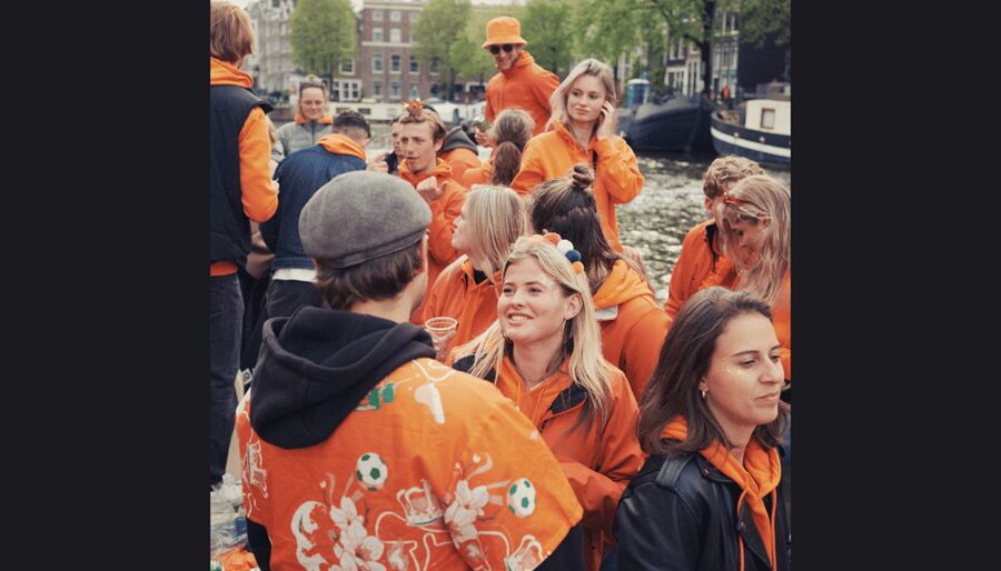Amsterdam: King's Day Party Cruise with Open Bar & Music - What the Cruise Time Feels Like on the Water