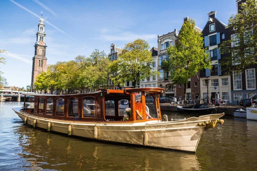 Amsterdam: King's Day Party Cruise with Open Bar & Music - The Party Formula: Drinks, Music, and 1.5 Hours