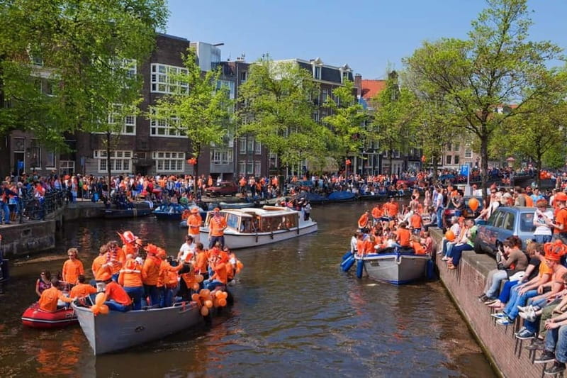 Amsterdam: Kings Day Boat Party with Unlimited Drinks - Key points to know before you go