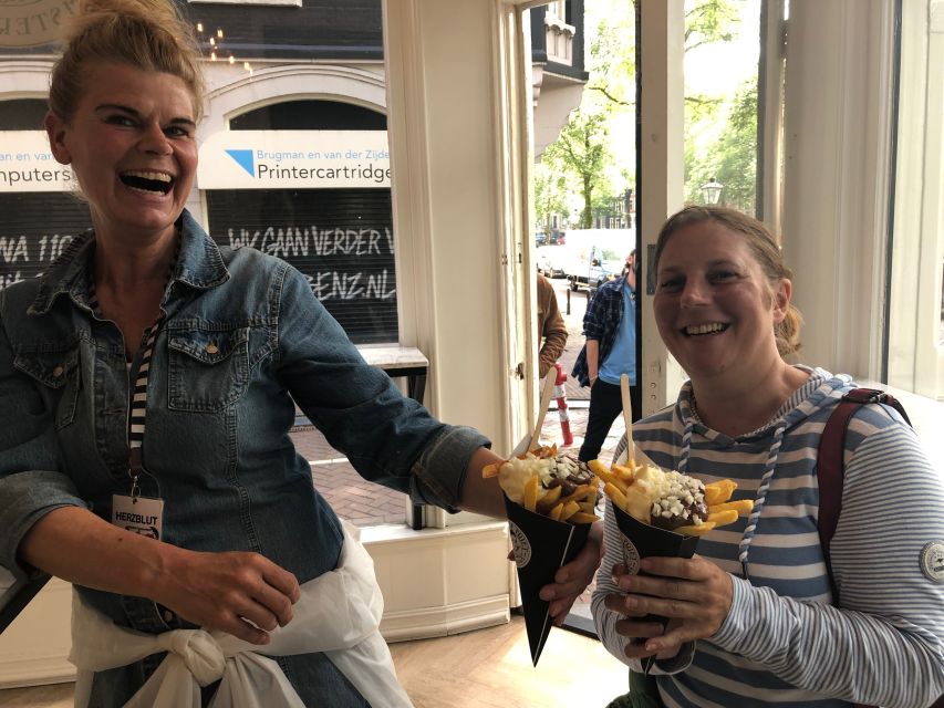 Amsterdam: KULTOUR mit Biss. Kulinarische Stadtführung - Pace, group size, and weather reality in Amsterdam