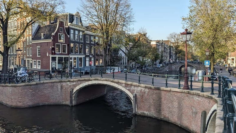 Amsterdam: Layover Flight Private Guided Tour (3h, 4h or 5h) - How a private English guide makes 3 to 5 hours feel like more