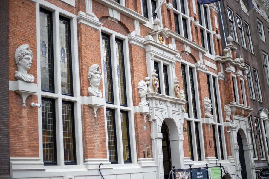 Amsterdam Legends & History Walking Tour with Local Guide - Rembrandtplein: Legends with a Public-Square Backbone