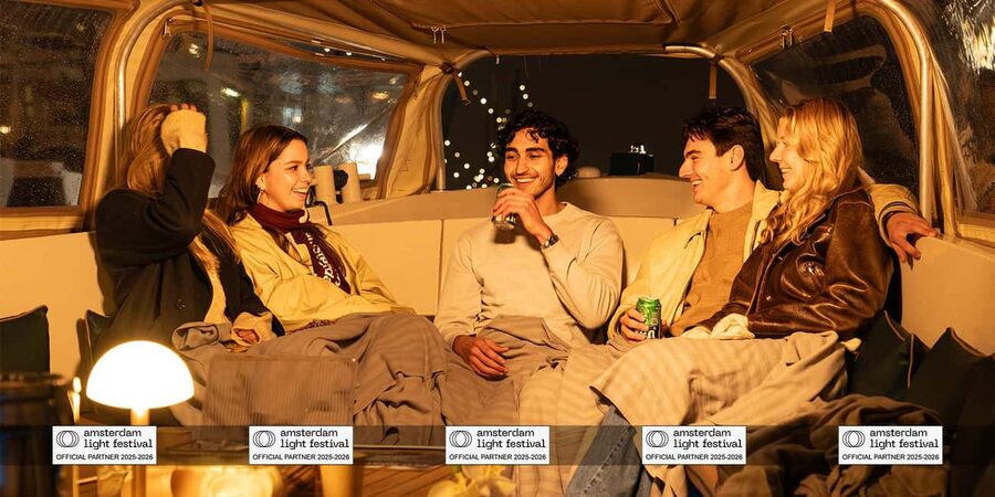 Amsterdam: Light Festival Boat+Unlimit.Drinks & Snack Option - What to look for on board, beyond the big lights