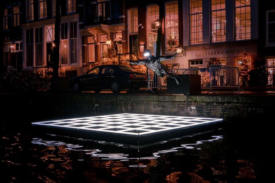 Amsterdam: Light Festival Boat with Hot Choco & Stroopwafel - Who This Cruise Is Best For