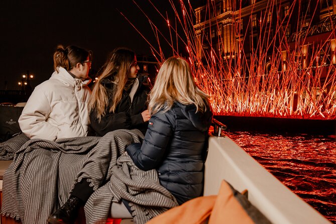 Amsterdam Light Festival: Canal Cruise + Bite & Unlimited Drinks - Price and Value: Is $26.42 for a Light Festival Cruise a Good Deal?