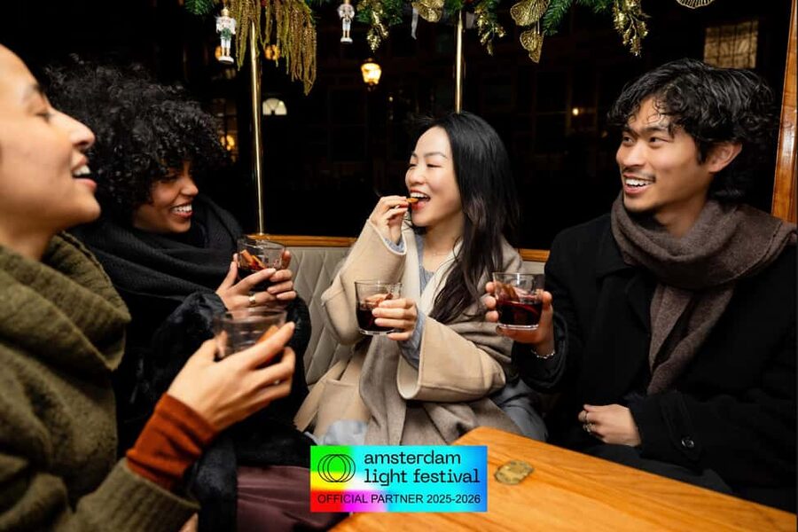 Amsterdam: Light Festival Cruise + Stroopwafel & Hot Choco - Best Fit: Who Should Book This Amsterdam Light Festival Cruise